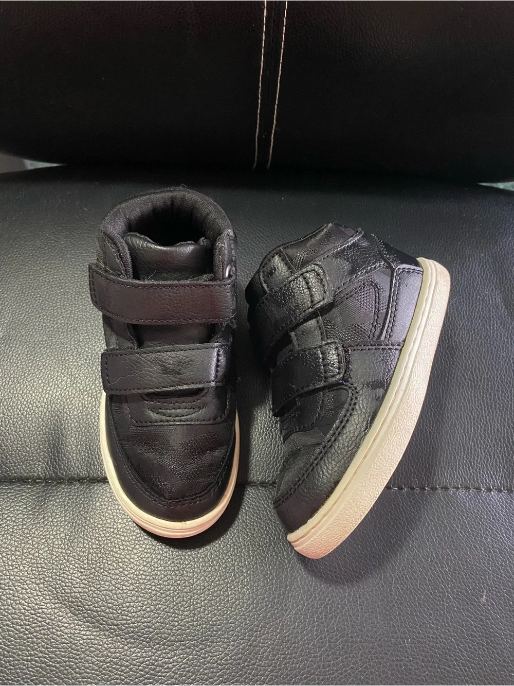 Children’s Place Black Velcro High-Top Sneakers Size 7